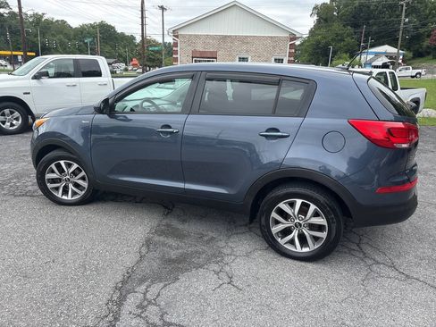 Used 2016 Kia Sportage LX AWD/4WD image 12