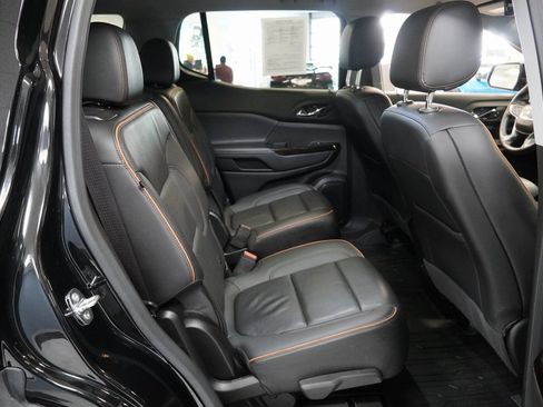 Certified 2023 GMC Acadia AT4 w/ Preferred Package image 28