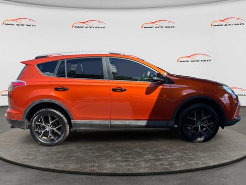 Used 2016 Toyota RAV4 SE AWD/4WD image 6