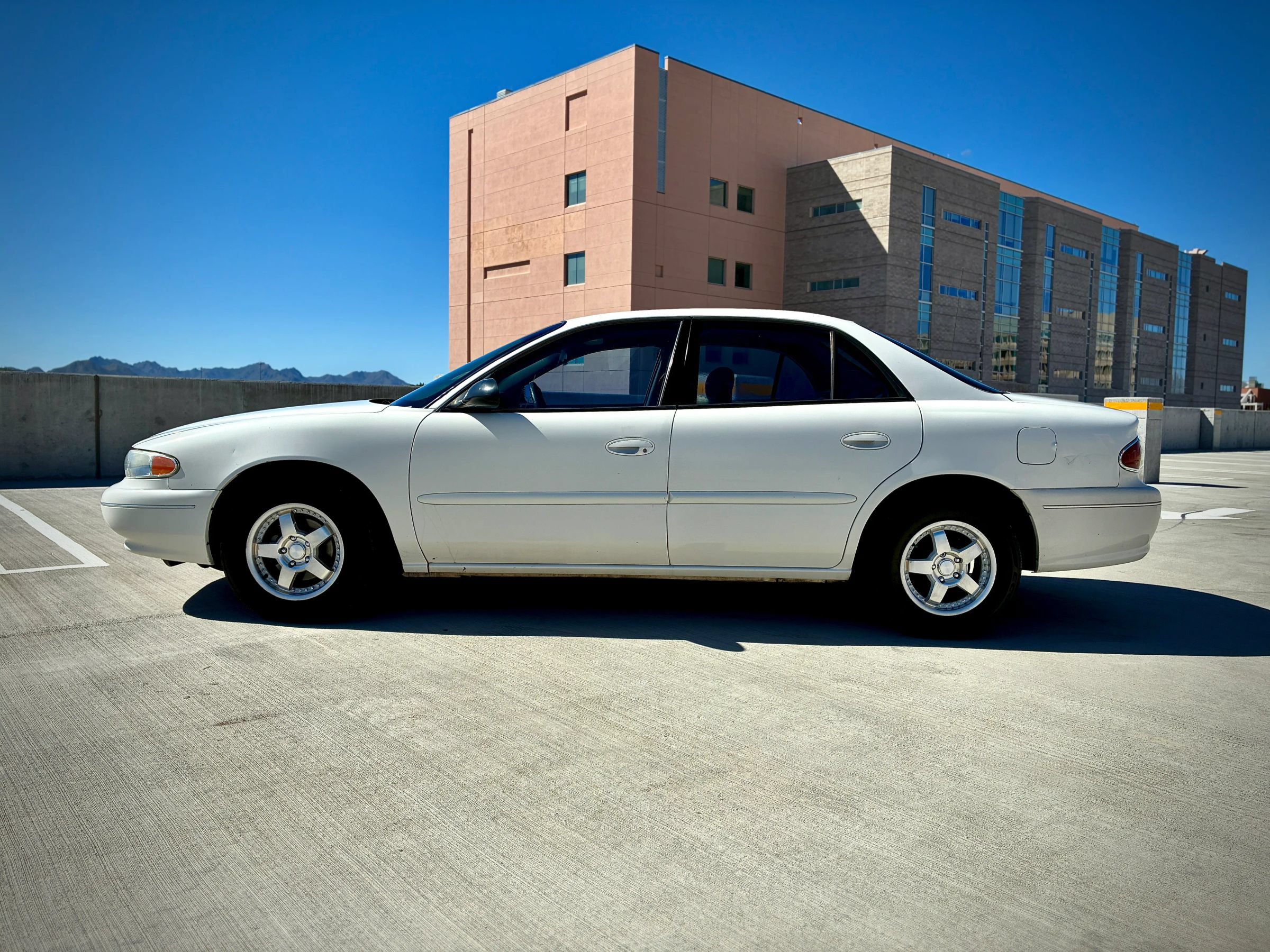 Used 2003 Buick Century Custom FWD image 5