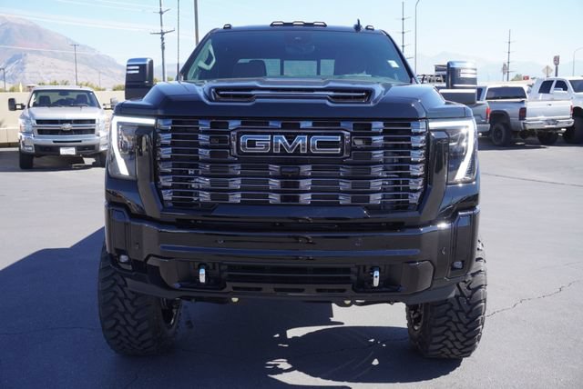 Used 2026 GMC Sierra 3500 Denali Ultimate AWD/4WD image 7