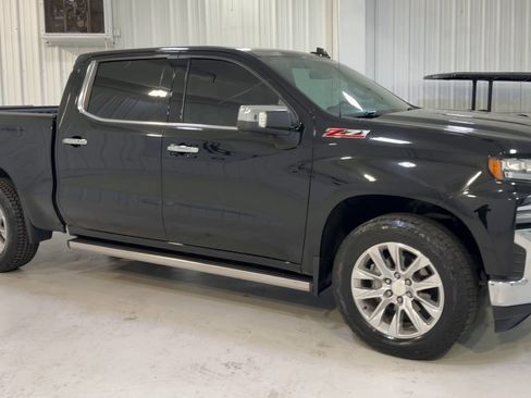 Used 2021 Chevrolet Silverado 1500 LTZ w/ Z71 Off-Road Package image 3