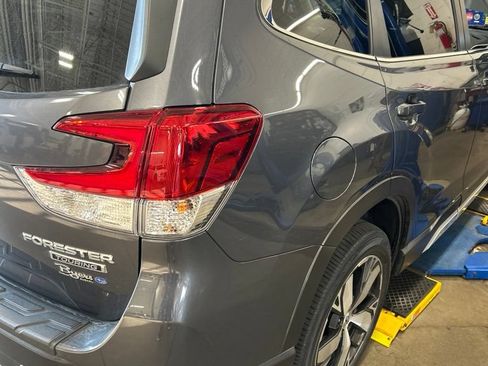 Used 2020 Subaru Forester Touring w/ Popular Package #2 AWD/4WD image 10