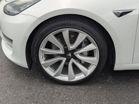 Used 2018 Tesla Model 3 Long Range AWD/4WD image 38