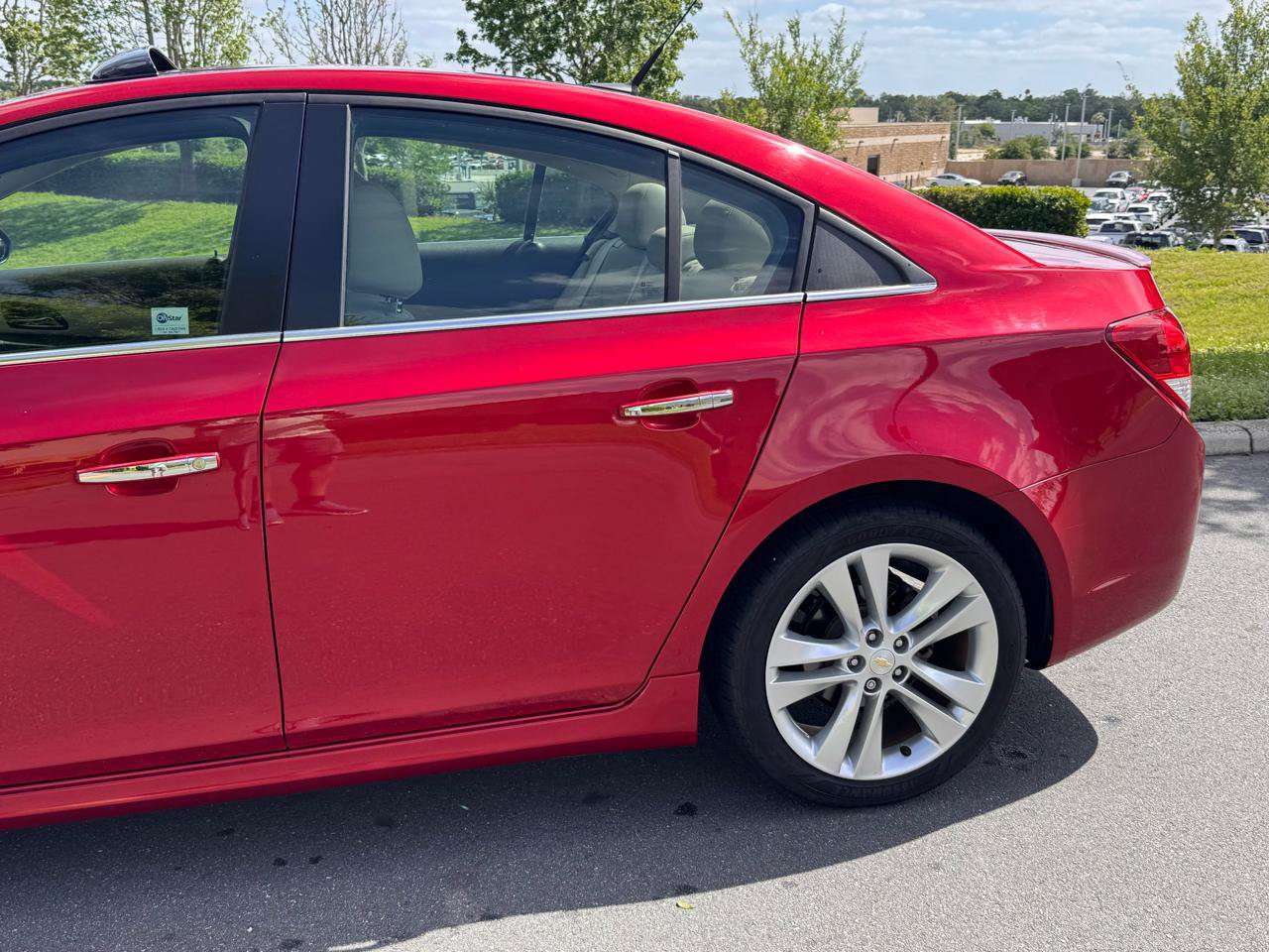 Used 2011 Chevrolet Cruze LTZ w/ RS Package FWD image 9