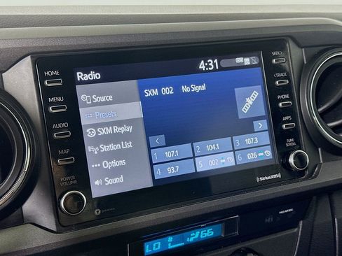 Used 2021 Toyota Tacoma TRD Off-Road w/ Technology Package image 28