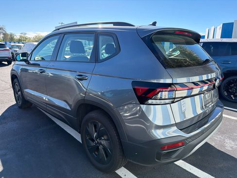 Used 2025 Volkswagen Taos S image 2