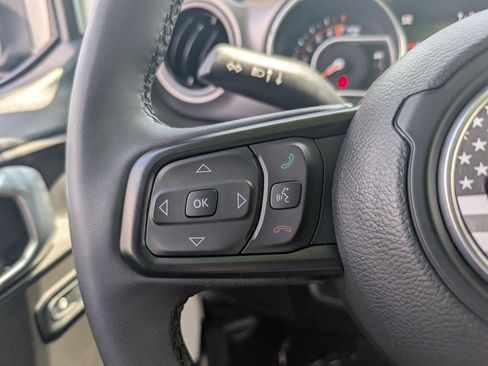 Used 2023 Jeep Gladiator Sport AWD/4WD image 20