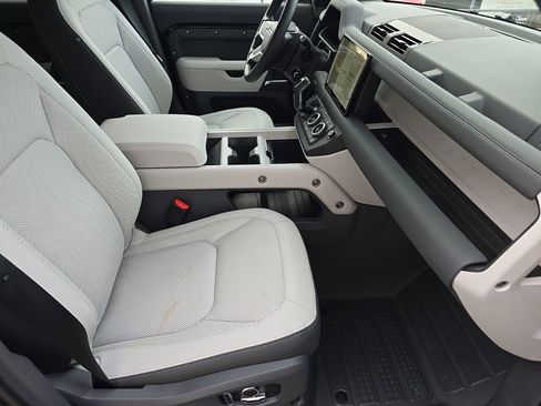 Used 2025 Land Rover Defender 130 S AWD/4WD image 7