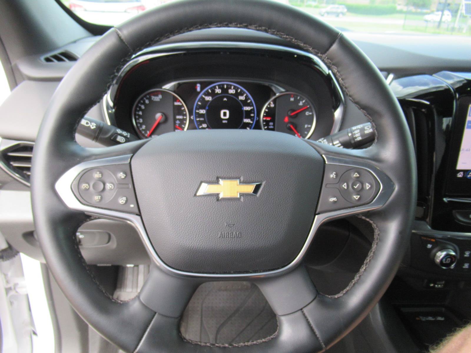 Certified 2023 Chevrolet Traverse High Country FWD image 22