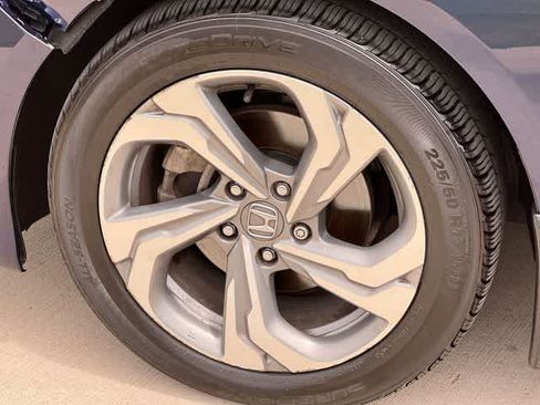 Certified 2020 Honda Accord EX-L image 9