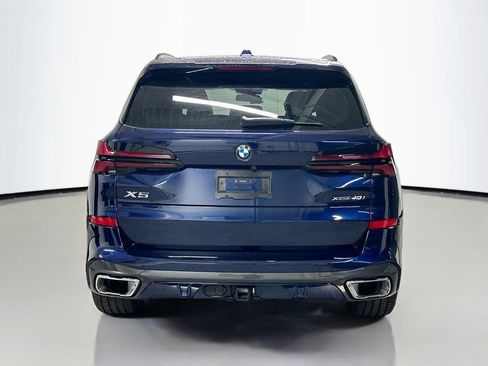 Used 2024 BMW X5 xDrive40i w/ M Sport Package AWD/4WD image 10