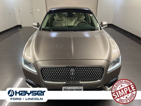 Used 2019 Lincoln Continental Select w/ Continental Climate Package image 2