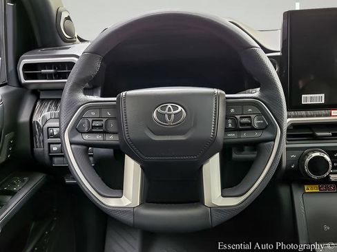 New 2026 Toyota 4Runner 4WD image 15
