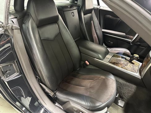 Used 2009 Cadillac XLR V RWD image 18