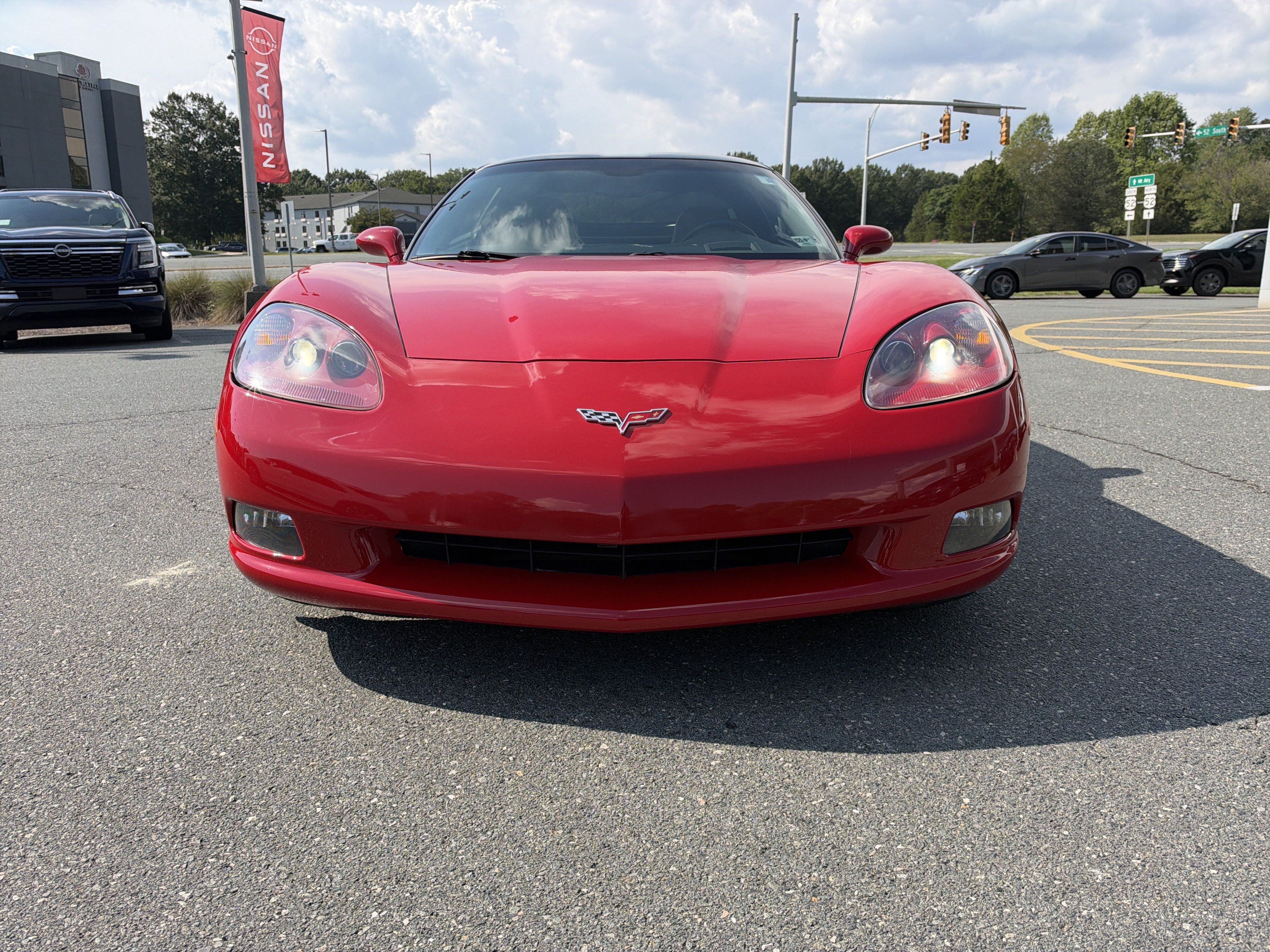 Used 2005 Chevrolet Corvette Coupe w/ Preferred Equipment Group RWD image 8