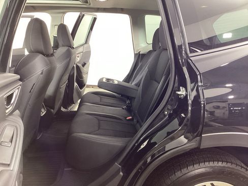 Used 2023 Subaru Forester Premium image 11