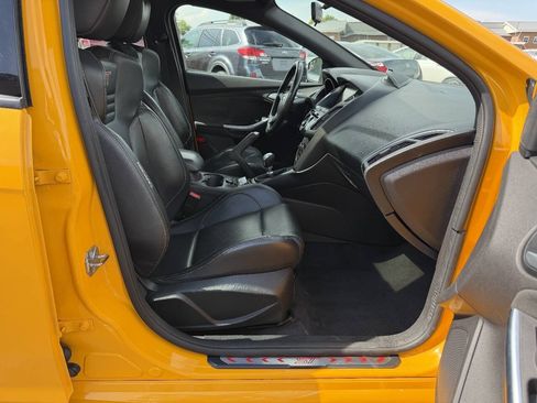 Used 2014 Ford Focus ST w/ Equipment Group 202A FWD image 11