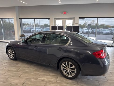 Used 2007 INFINITI G35 Journey w/ Premium Pkg image 9