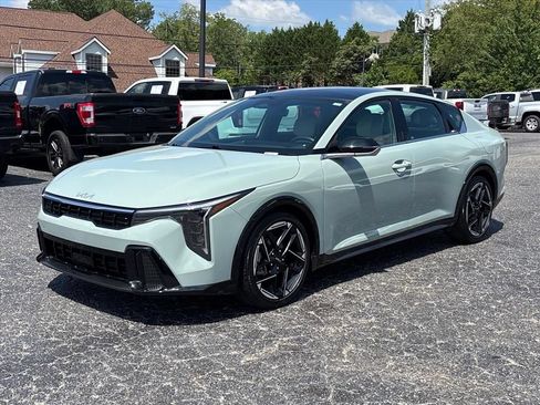 Used 2025 Kia K4 GT-Line w/ GT-Line Premium Package FWD image 3