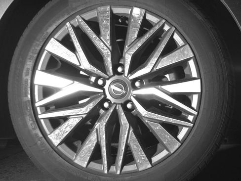 Used 2025 Nissan Altima 2.5 SV FWD image 13