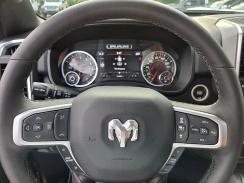 Used 2025 RAM 1500 Big Horn AWD/4WD image 22