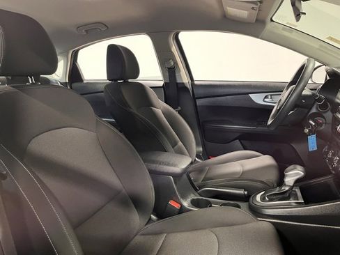 Used 2023 Kia Forte LXS image 10