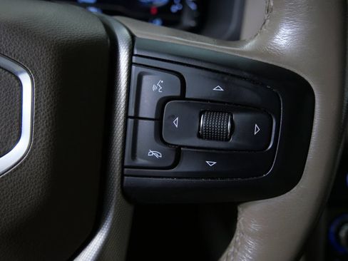 Used 2022 GMC Yukon XL Denali AWD/4WD image 24