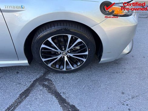 Used 2018 Toyota Camry SE w/ Audio Package FWD image 20