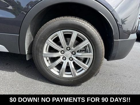 Used 2023 Cadillac XT4 Premium Luxury FWD image 5