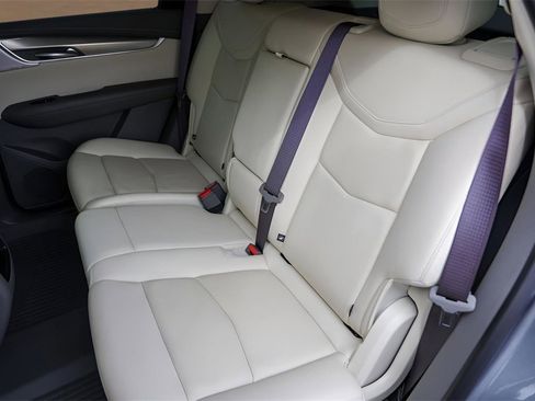 Used 2021 Cadillac XT5 Premium Luxury w/ LPO, Floor Liner Package image 23