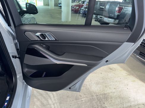 New 2026 BMW X5 xDrive50e w/ M Sport Package image 10