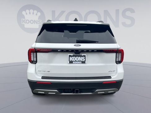 Certified 2025 Ford Explorer Active w/ Active Comfort Package image 5