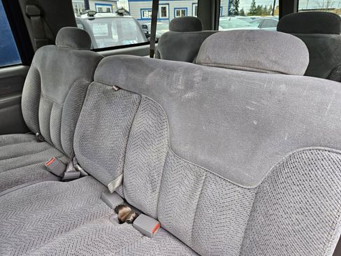 Used 1995 Chevrolet Suburban 2WD image 8