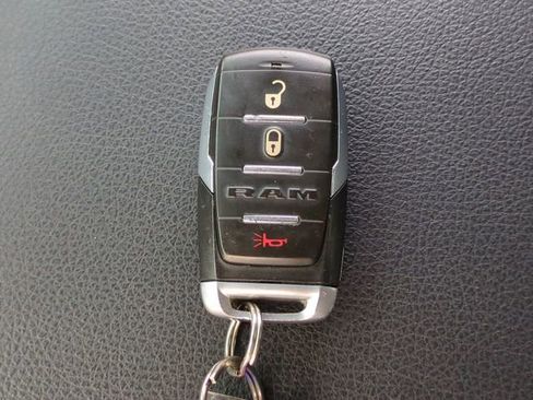 Used 2019 RAM 1500 Big Horn image 28