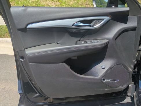 Used 2025 Buick Envision Avenir AWD/4WD image 30