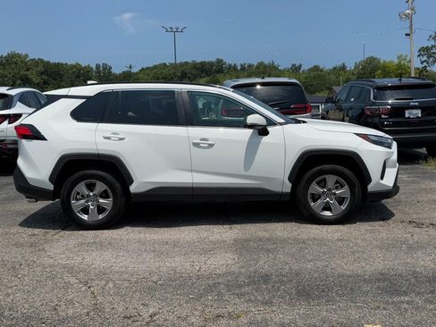 Used 2025 Toyota RAV4 XLE FWD image 2
