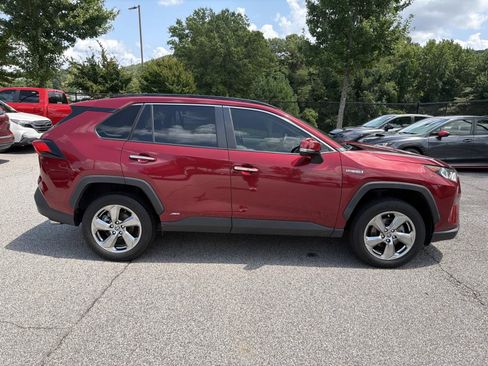 Used 2021 Toyota RAV4 Limited AWD/4WD image 8