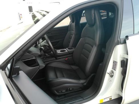 Used 2023 Porsche Taycan w/ Premium Package image 7