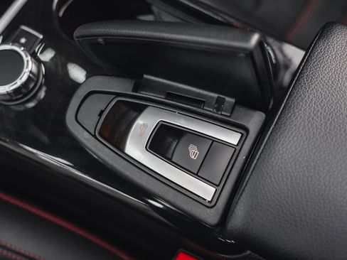 Used 2017 Mercedes-Benz SLC 43 AMG image 56