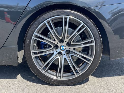Used 2018 BMW M550i xDrive image 41