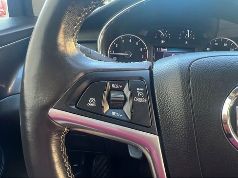 Used 2019 Buick Encore Essence FWD image 15