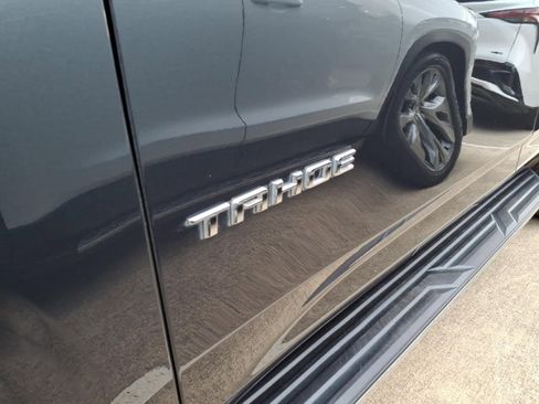 Used 2022 Chevrolet Tahoe LT w/ LT Signature Package image 6