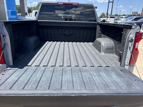 Used 2025 Chevrolet Silverado 1500 Custom Trail Boss w/ Turbomax Blackout Package AWD/4WD image 6