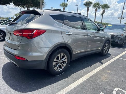 Used 2013 Hyundai Santa Fe Sport FWD image 2