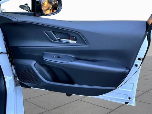 Certified 2026 Toyota Prius Plug-In Hybrid FWD image 21