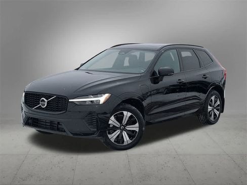 Certified 2025 Volvo XC60 T8 Core w/ Protection Package Premier image 1