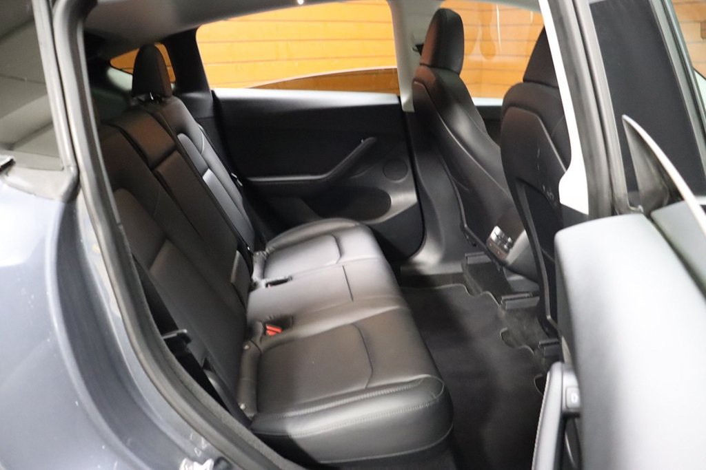 Used 2023 Tesla Model Y Long Range AWD/4WD image 56