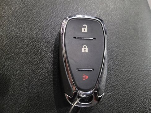Used 2024 Chevrolet Equinox LS FWD image 32