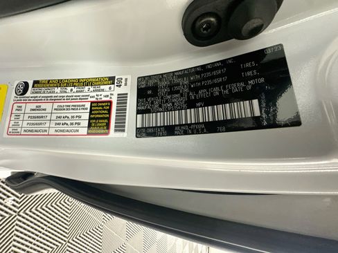 Used 2023 Toyota Sienna XLE FWD image 12